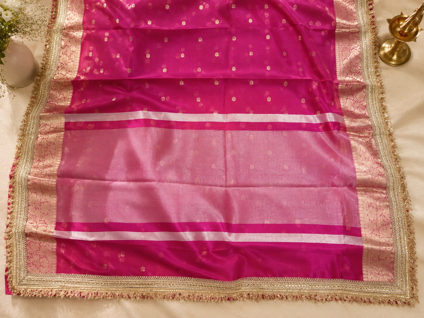 Rani Pink Tissue Organza Banarasi Saree - Pallu and border close-up