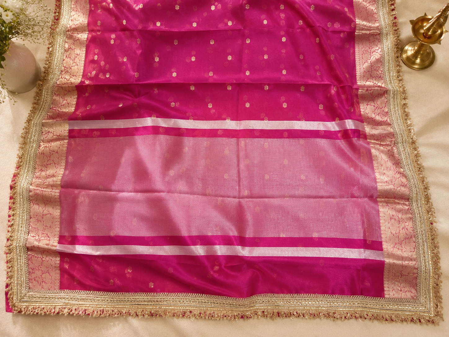 Rani Pink Tissue Organza Banarasi Saree - Pallu and border close-up